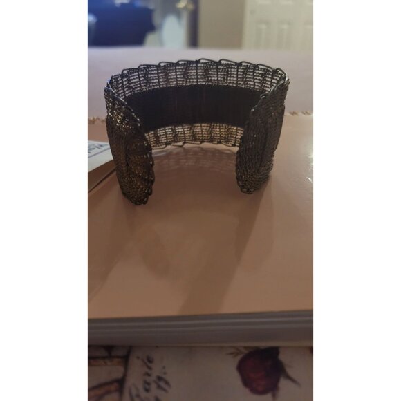 World Finds Artisans handmade woven antique goldtone wire bracelet - Picture 2 of 5